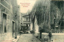 Salles D'aude * Rue Et Vue Sur Le Pressoir * Alcool Distillerie ? * Villageois - Salleles D'Aude