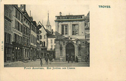 Troyes * Place Audiffred , Rue Juvénal Des Ursins * Banque Crédit Lyonnais , Bank Banco - Troyes