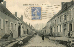 Rigny Le Ferron * La Rue Basse * Villageois Enfants - Autres & Non Classés