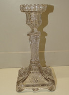 *JOLI ANCIEN BOUGEOIR CRISTAL PORTIEUX FLEURS De LYS Binet Forme Tour CHATEAU  E - Candelabri E Candelieri