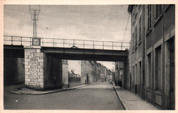 L'Arbresle (Rhône) La Rue Gabriel Péri - Edition Goutagny - Carte Non Circulée - L'Arbresle