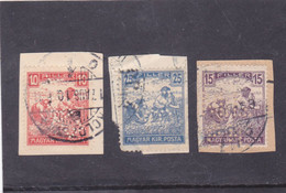 FRAGMENT 3 Stamps Commercial Patent,diff Perfin,perfores HUNGARY. - Perforiert/Gezähnt