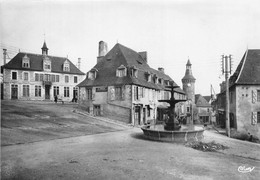 19-MEYMAC- LA MAIRIE ET PLACE DE LA FONTAINE - Sonstige & Ohne Zuordnung