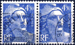 718A Paire De 4,50 Bleu  OBLITERE    ANNEE 1945 - 1945-54 Marianne (Gandon)
