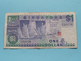 1 $ > Singapore One Dollar - A32 255136 ( For Grade, Please See Photo ) Used ! - Singapour