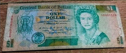 Belize $1 Dollar 1990 AA P-5 . Queen Elizabeth II . - Belice