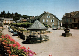 NAJAC    Place Du Faubourg    ( Gloriette )   (recto-verso) 12 Aveyron - Najac