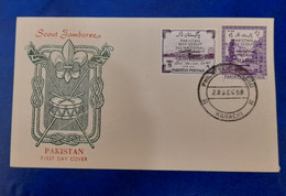 1958 PAKISTAN FDC 2ND NATIONAL JAMBOREE CHITTAGONG BOY SCOUT LOT E - Covers & Documents