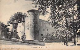 CPA - BAYONNE - Le Château Vieux - Homme Adossé à Un Arbre - Animée - Bayonne