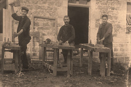 Ussel ( Cachet De Départ ) * Carte Photo 1912 * Atelier De Menuisier , Menuisier * Métier Bois - Ussel