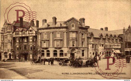 Llandrindod Wells Plas Winton Square  WALES  Reino Unido // U.K. - Radnorshire