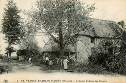 St Hilaire Du Harcouet * Un Coin Du Village Et L'ancien Château Des Chouan * Villageois - Saint Hilaire Du Harcouet