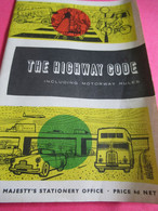 The Highway Code/ Including Motorway Rules/ Her Majesty's Stationery Office/Ministry Of Transport/ 1966            AC180 - KFZ