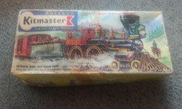 Très Ancienne MAQUETTE Incomplète KITMASTER Made In England LOCOMOTIVE VAPEUR USA Etats Unis Loco Avec Notice - Lokomotiven