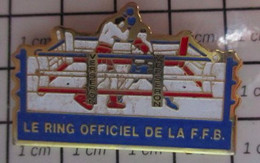 3119 Pin's Pins / Beau Et Rare / THEME : SPORTS / LE RING OFFICIEL DE LA FFB BOXE VERSERON - Boxeo