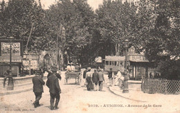 *** 84 *** AVIGNON Avenue De La Gare Animée - Avignon