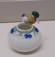 *JOLI PETIT SUJET CANARD ENCRIER POT PORCELAINE Signé COLLECTION VITRINE Déco   E - Calamai