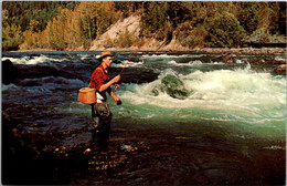 Canada Greetings From Newfoundland Fishing The River - Other & Unclassified