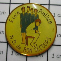 3119 Pin's Pins / Beau Et Rare / THEME : ADMINISTRATIONS / ECOLE PONTISSE ND DE BON SECOURS ça A Pas L'air De Rigoler - Football