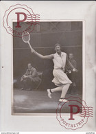 TENNIS  BETTY NUTHALL WIMBLEDON  21*16CM Fonds Victor FORBIN 1864-1947 - Sports