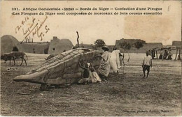 PC BORDS DU NIGER CONFECTION D'UNE PIROGUE SOUDAN (A23110) - Sudan