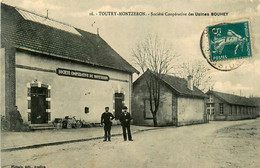 Toutry Montzeron * Société Coopérative Des Usines BOUHEY * Villageois - Other & Unclassified