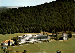 Bernische Höhenklinik - Heiligenschwendi - Fliegeraufnahme (494) * 2. 8. 1986 - Heiligenschwendi