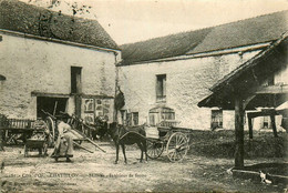 Châtillon Sur Seine * Intérieur D'une Ferme Du Village * Attelage * Agriculture Fermier - Chatillon Sur Seine