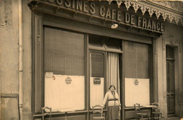 Olette * Carte Photo * Devanture Du Café De France ROSSINES , Grande Rue * Commerce * La Propriétaire ? - Autres & Non Classés