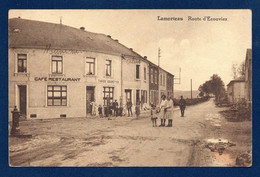 Lamorteau( Rouvroy). Route D' Ecouviez. Café-Restaurant ( Tabacs-cigarettes). Habitants Et Gendarme. 1932 - Rouvroy