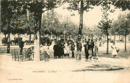 Colombes * La Place Du Village * Rempailleur De Chaises * Vannier Vannerie - Colombes