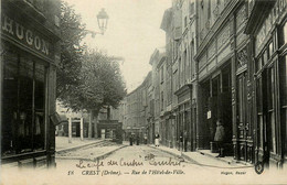 Crest * La Rue De L'hôtel De Ville * Commerces Magasins - Crest