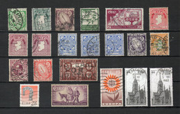 IRLANDE  N° 21 TIMBRES OBLITERES  COTE  23.00€ - Collections, Lots & Séries