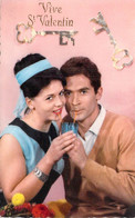 CPA - St Valentin - Couple Partageant Un Verre Avec Deux Pailles - Deux Clefs - Années 60 - Valentinstag