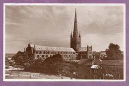 NORWICH CATHEDRAL - Norwich