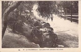 CPA - 63 - LA BOURBOULE - Les Petits ânes Attendent Les Clients - Marché - La Bourboule