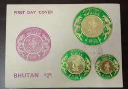 Bhutan 1975 Three Round Coins Shaped Stamps FDC. Excellent Condition (**) - Bhutan