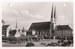 W3395- ALTOTTING SQUARE, CHURCH, CAR - Altötting