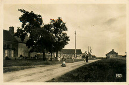 Sougy * Les Grandes Bordes * Hameau Lieu Dit Village * Voiture à Pédale Jeu Jouet * Enfants Villageois - Autres & Non Classés