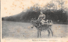 Bayeux        14         Vachère Du Bessin Sur Son âne         (voir Scan) - Bayeux