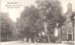 NEUSTRELITZ Mecklenburg Chaussee Nach Strelitz + Katholische Kirche Gelaufen 20.10.1909 Nach Kloddram Bei Vellahn - Neustrelitz