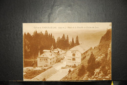 CP, 01, COL DE LA FAUCILLE Hotel De La Faucille Et Chaine Du Jura - Sin Clasificación