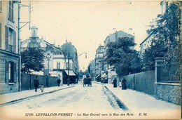 Levallois Perret * La Rue Gravel Vers La Rue Des Arts - Levallois Perret