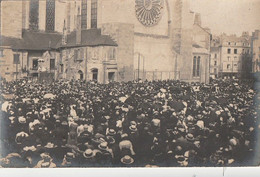 ANGERS. - Carte-Photo D'une Manifestation Religieuse. Cliché RARE - Angers