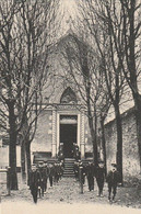 ANGERS. - Institution St-julien D'Angers - Sortie De La Chapelle.  Carte RARE - Angers