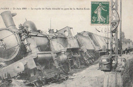ANGERS. - 24 Juin 1908 - Le Rapide De Paris Déraillé En Gare De La Maître-Ecole . Cliché RARE - Angers