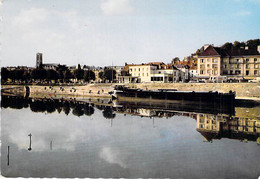 02 - CHATEAU THIERRY : Vue Panoramique Et La Marne - CPSM Dentelée Grand Format - Aisne - Chateau Thierry