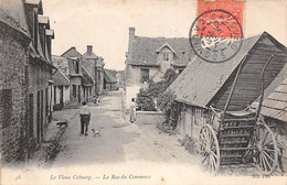 Cabourg         14          La Rue Du Commerce    (voir Scan) - Cabourg