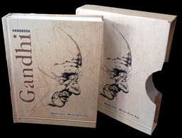 GANDHI HAND BOOK By Manik Jain 500 Fully Colored & Illustrated Pages 500 Full Coloured Pages  (**) Literature - India - Autres & Non Classés