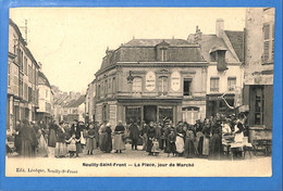 02 - Aisne - Neuilly Saint Front - La Place, Jour De Marche (N8677) - Autres & Non Classés